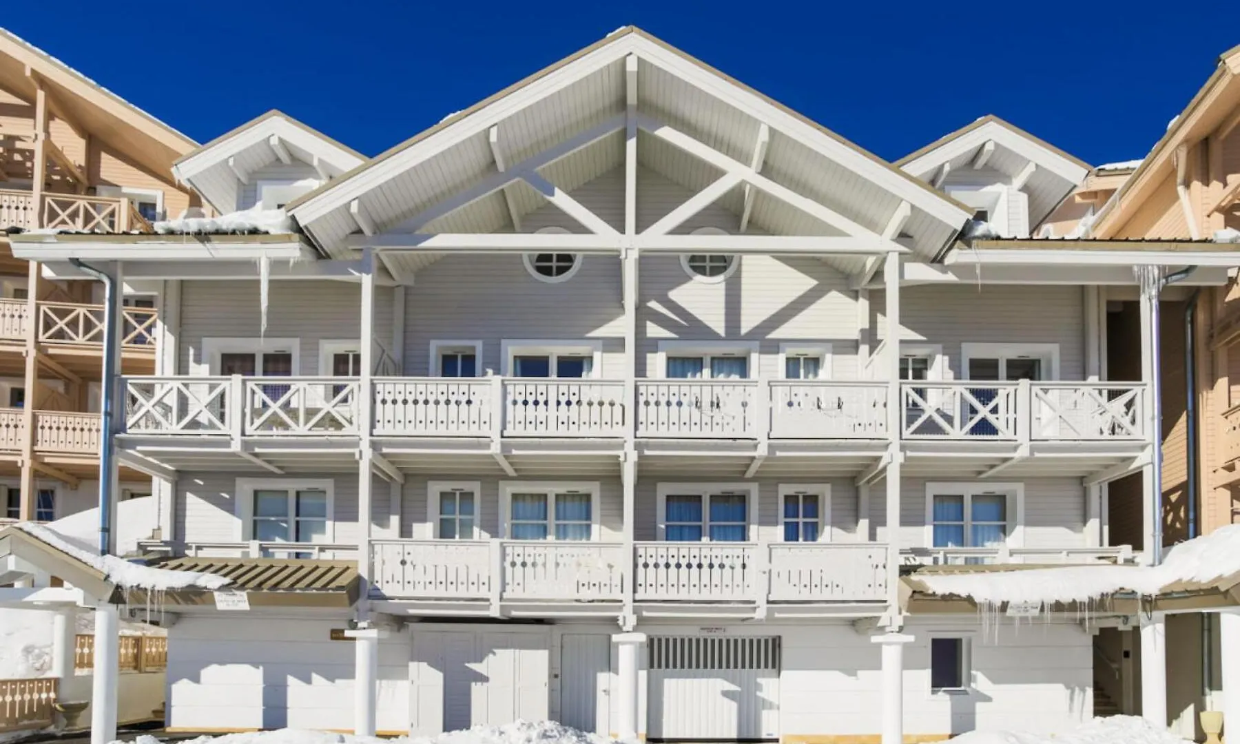 Residence Le Chateau De Crans - Maeva Home - Appartement 2 Pieces 6 Personnes - Prestige Mae-4253 Flaine Apartment